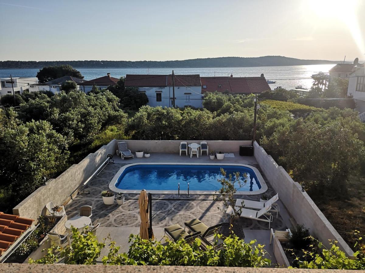 Casa Surya - Apartments With Sea View And Swimming Pool Barbat na Rabu Exterior photo