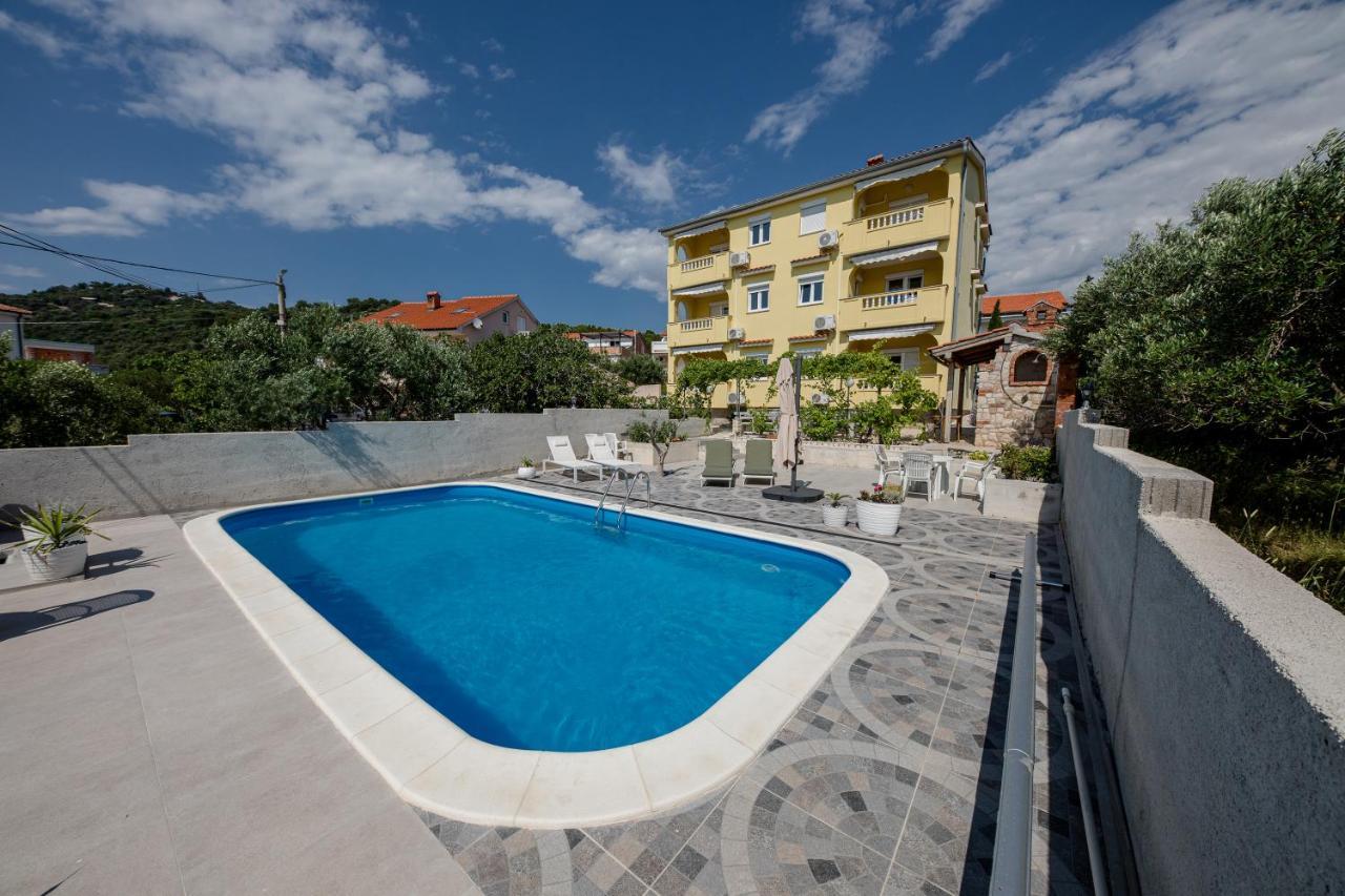Casa Surya - Apartments With Sea View And Swimming Pool Barbat na Rabu Exterior photo