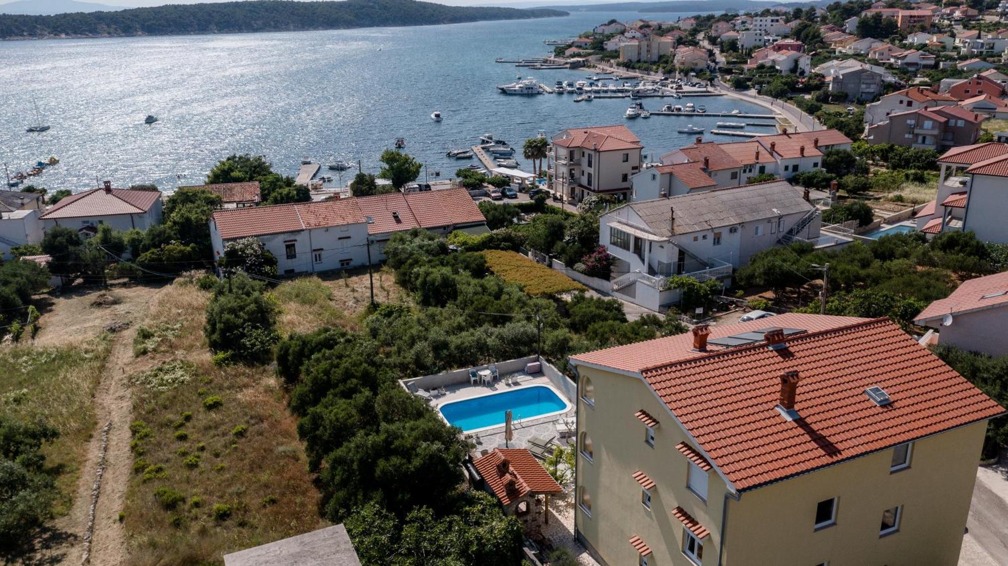Casa Surya - Apartments With Sea View And Swimming Pool Barbat na Rabu Exterior photo