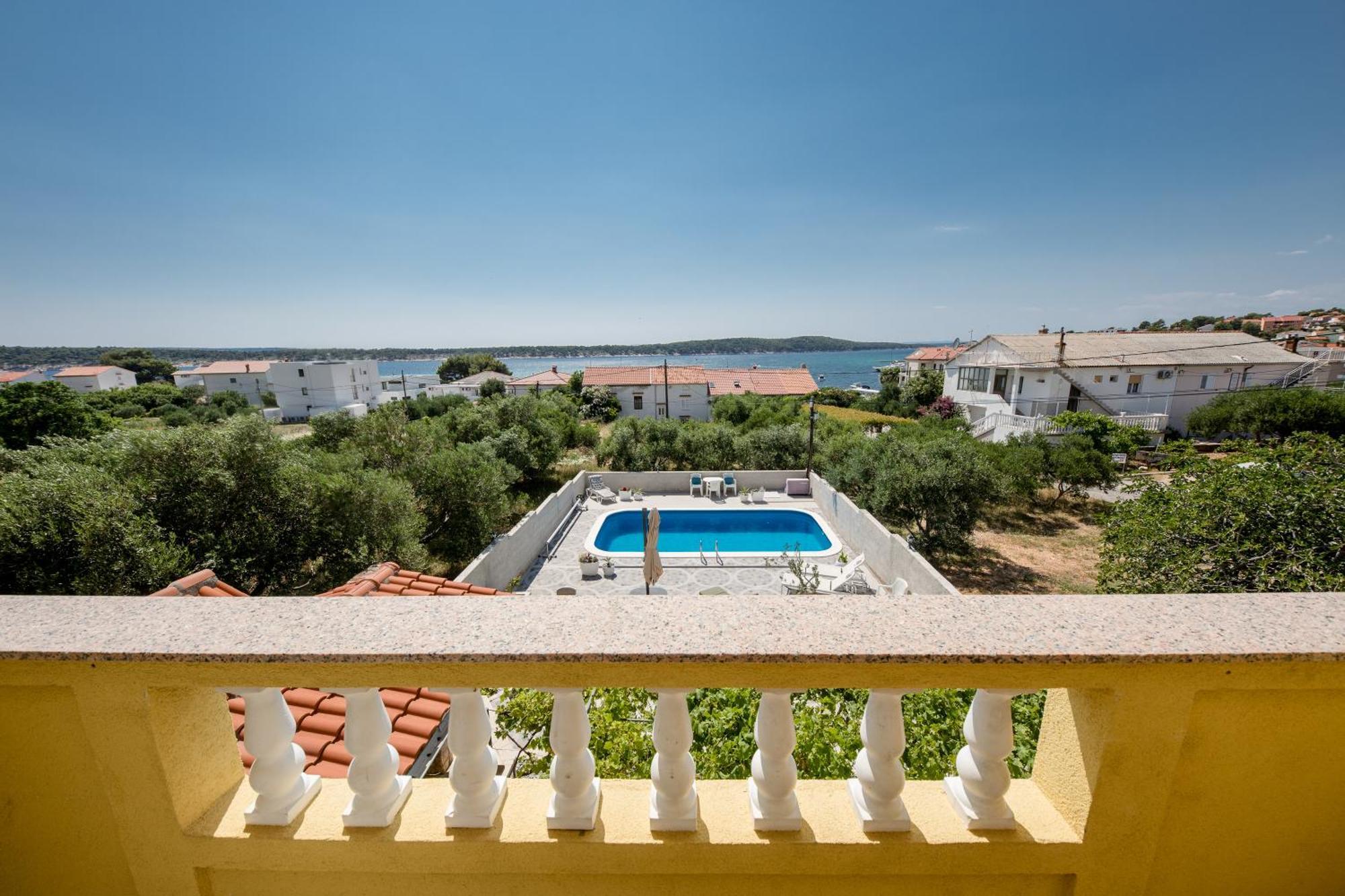 Casa Surya - Apartments With Sea View And Swimming Pool Barbat na Rabu Exterior photo