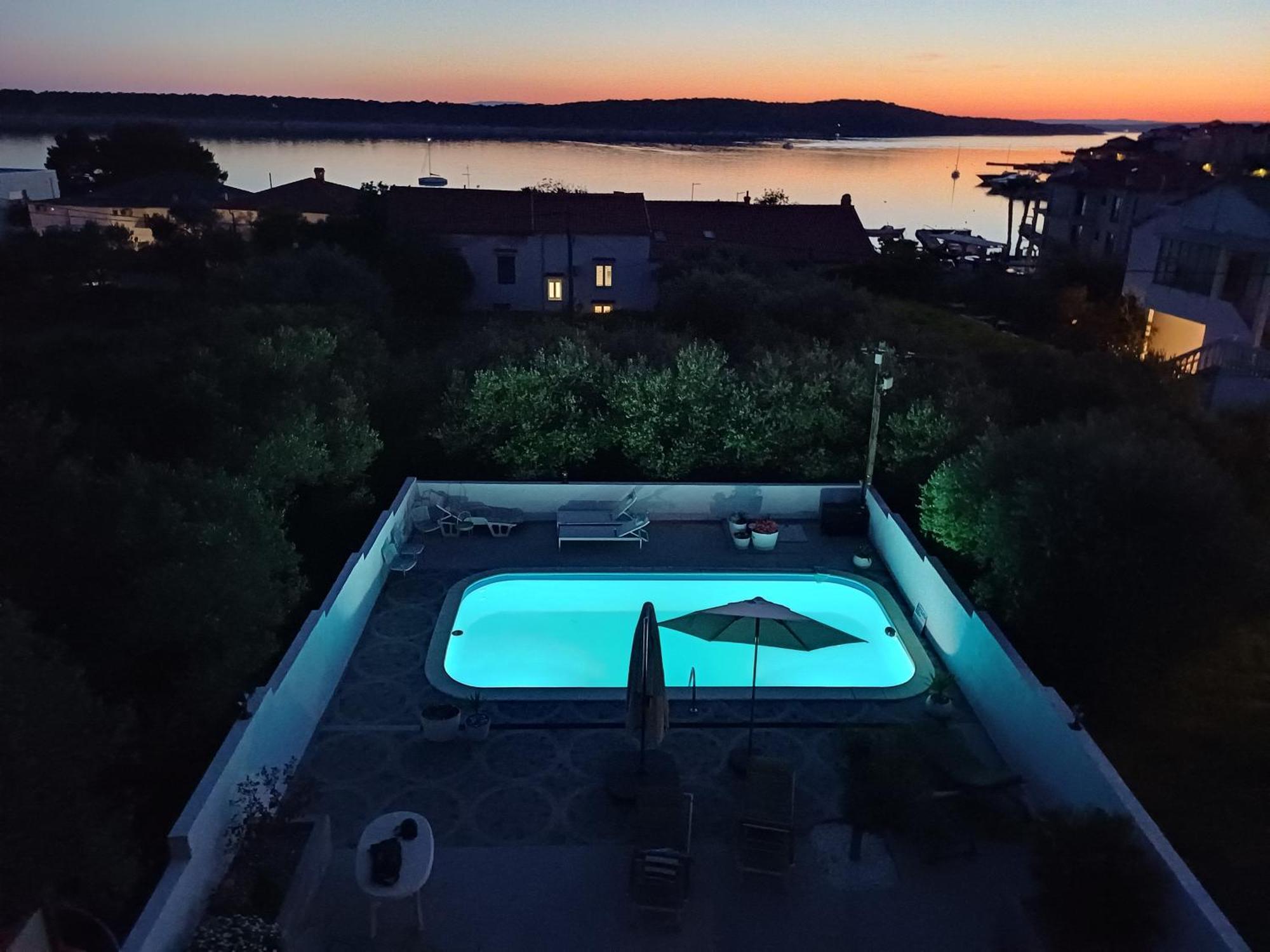 Casa Surya - Apartments With Sea View And Swimming Pool Barbat na Rabu Exterior photo